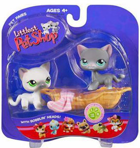 Littlest Pet Shop -  White Cat, Grey Cat and Basket with Sox(125 - 126)